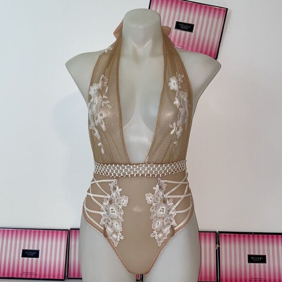 🔥NEW!! VICTORIA SECRET EMBROIDERED TEDDY - Picture 1 of 11